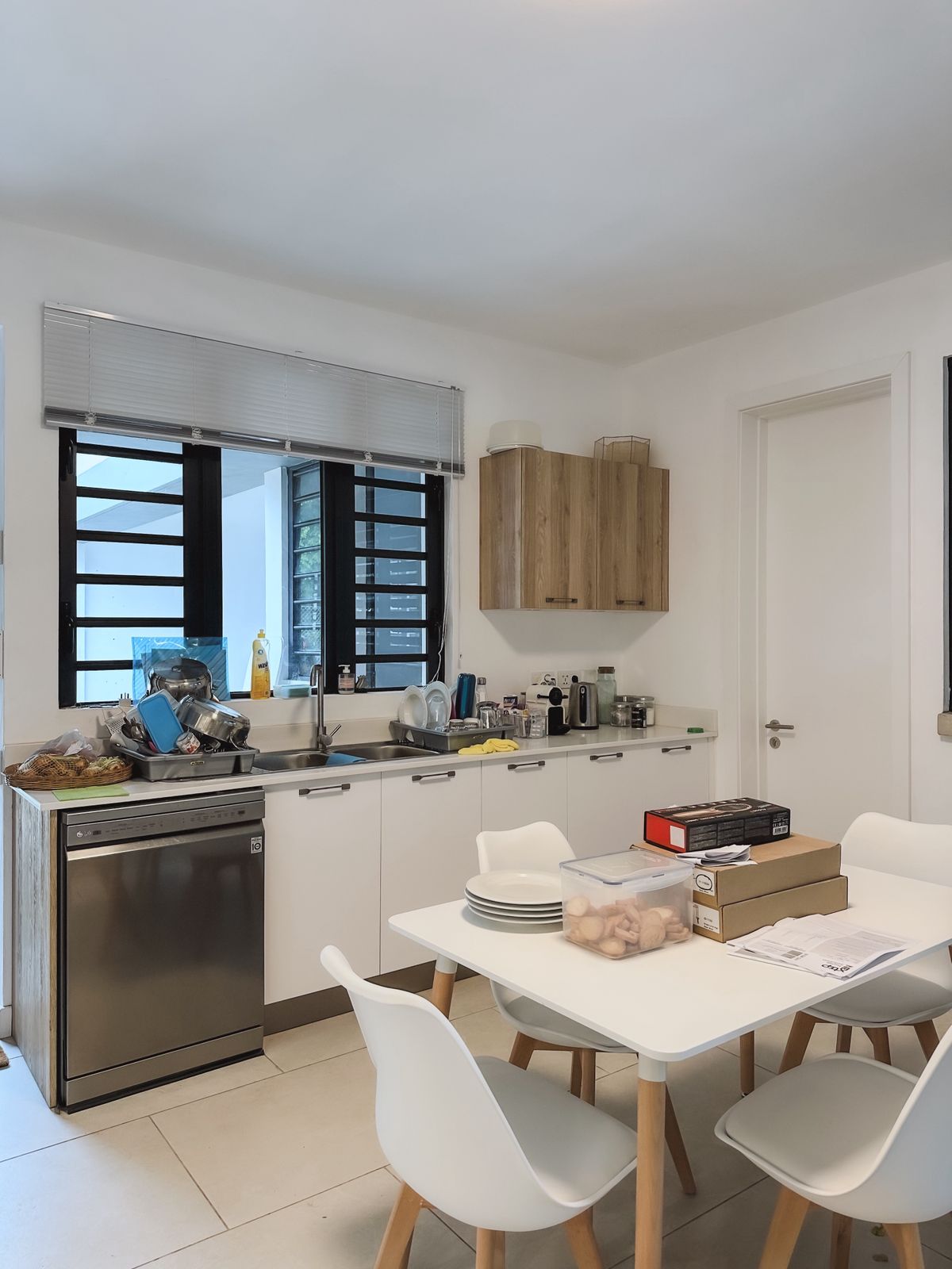 Kitchen Project, Clos Du Littoral Residence